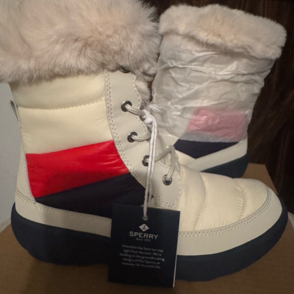5.5 sperry bearing pw boot in white